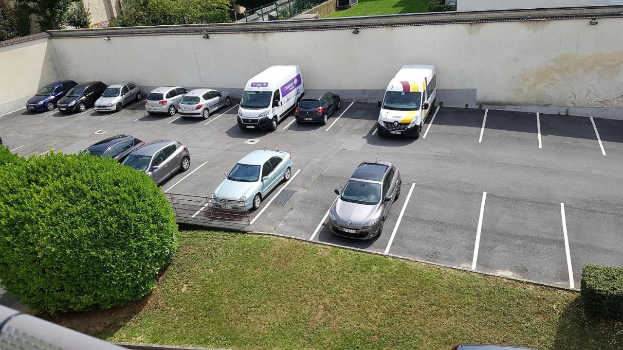 Victoria-T2-41M2-Balcon, Wifi, Linge, Produits, Menage Inclus Apartment Reims Exterior photo